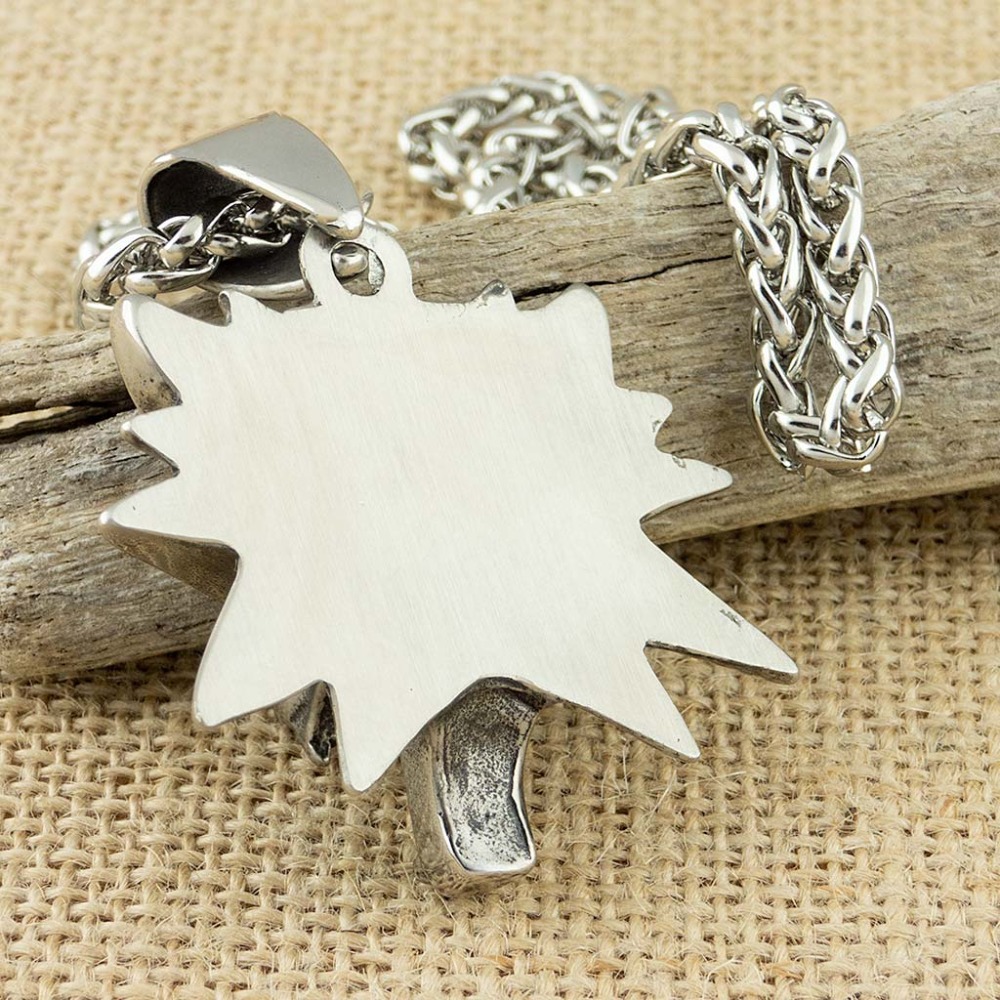 Collar con colgante de cabeza  - Wildman Hunting & Outdoor Robertson Photos reseña y precio