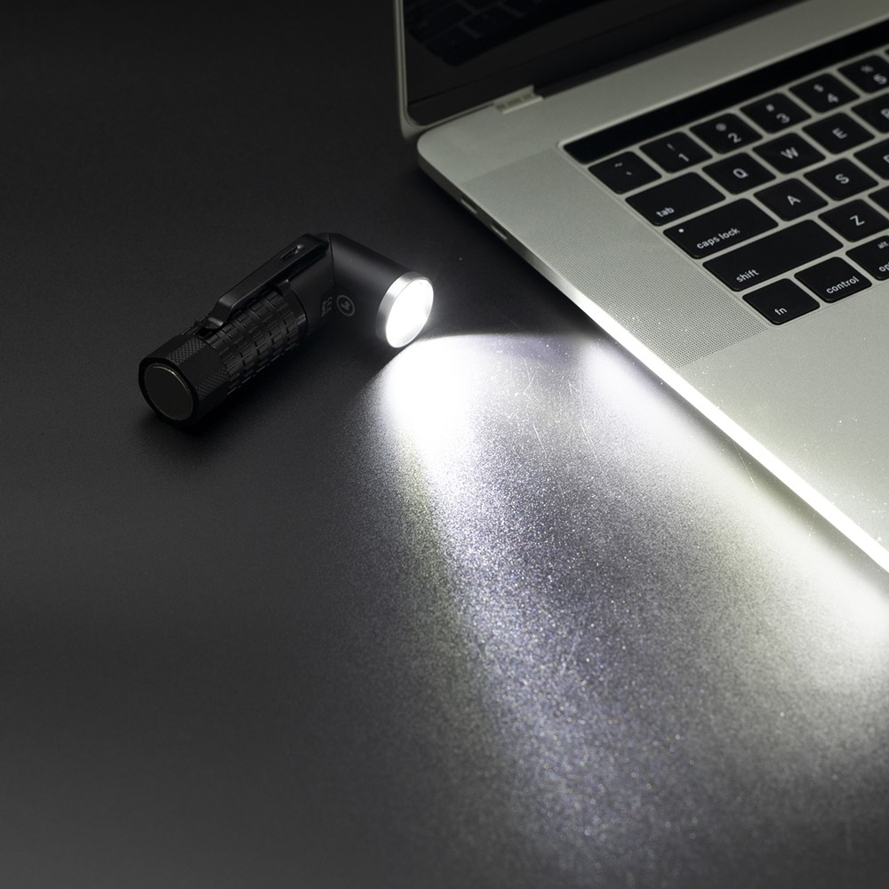 Linterna LED P8 magnética 90 ° - Headlamp Tactical Bright reseña y precio